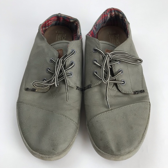 toms lace up sneakers